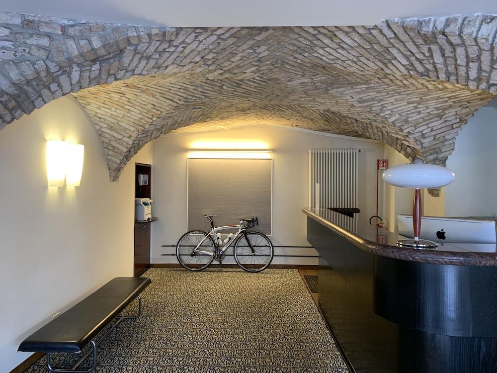 דסנזאנו דל גארדה Hotel Piroscafo מראה חיצוני תמונה