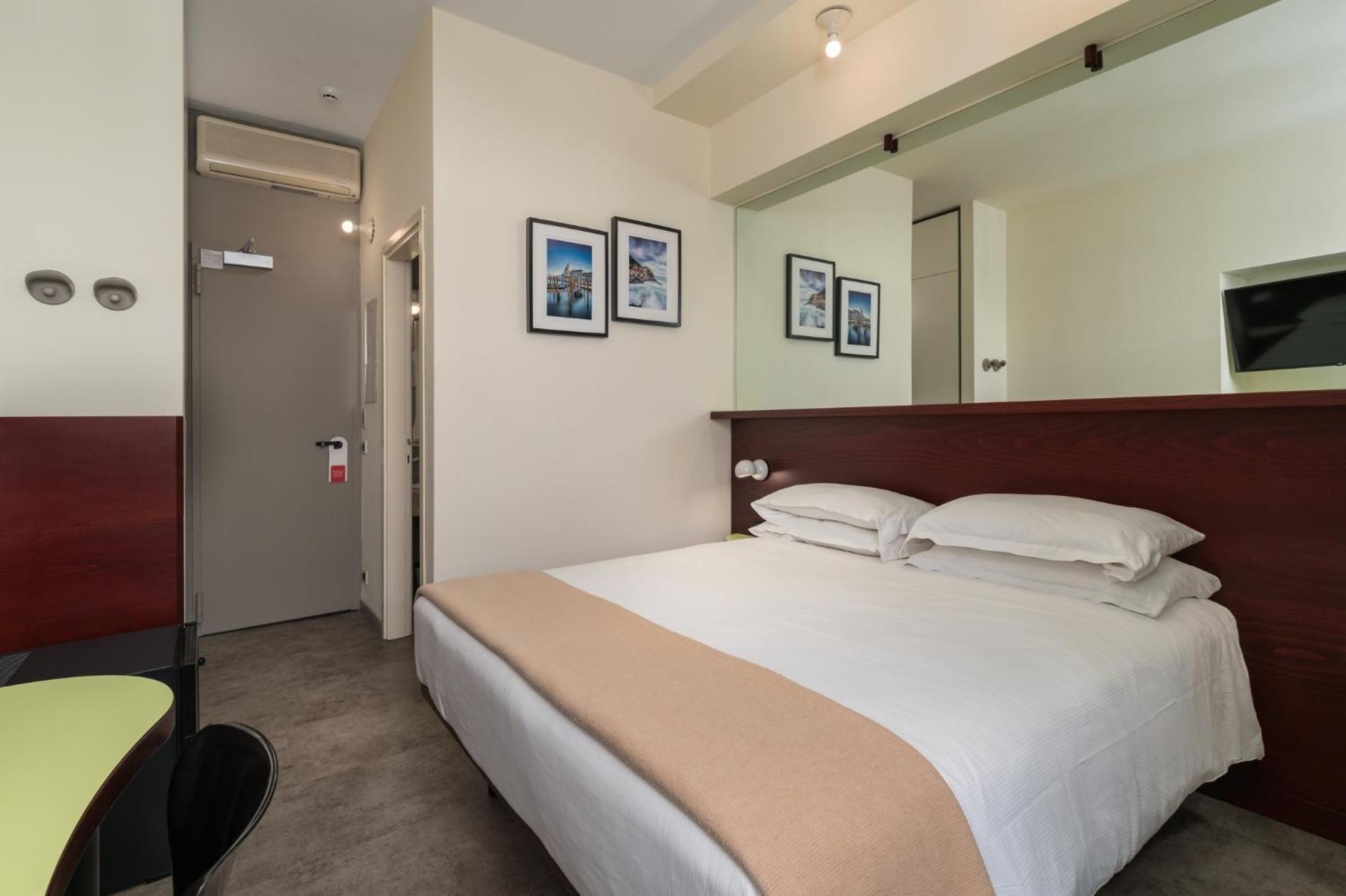 דסנזאנו דל גארדה Hotel Piroscafo מראה חיצוני תמונה